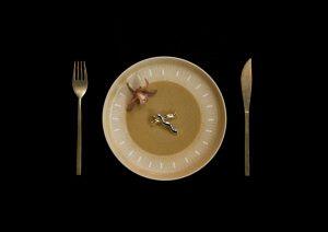 Best happy hours in Detroit with craft cocktails and skyline backdrop