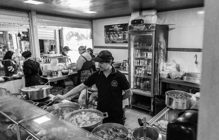 Detroit Restaurants 2026 — Best Places to Eat, Drink & Experience Local Flavor